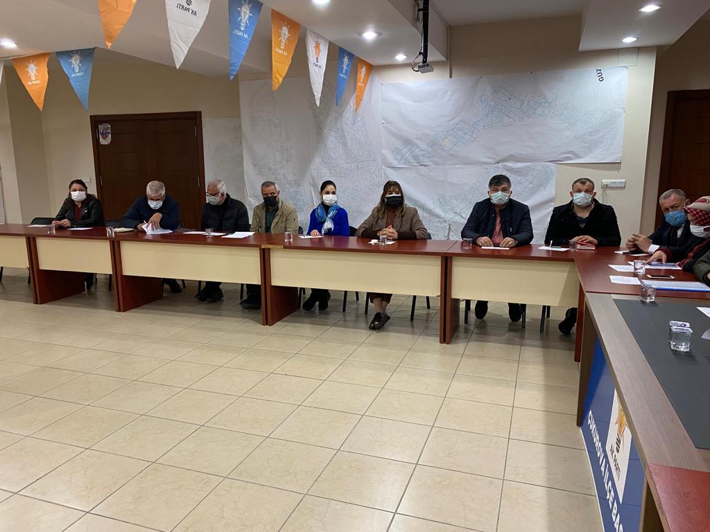 Covid-19 tedbirleri kapsamında, haftalık olağan Yönetim Kurulu toplantımızı gerçekleştiriyoruz.

Maske 😷 Sosyal mesafe ↔️ Temizlik🧼

<a href="/omerrcelik/">Ömer Çelik</a> <a href="/jsarieroglu/">Jülide Sarıeroğlu 🇹🇷</a> <a href="/MSErdinc/">Mehmet Şükrü ERDİNÇ</a> <a href="/Tamer_Dagli/">Tamer Dağlı 🇹🇷</a> <a href="/abdullahdogru01/">Abdullah Doğru</a> <a href="/ahmetzenbilci/">Ahmet ZENBİLCİ 🇹🇷</a> <a href="/mehmetay01/">Mehmet Ay</a> <a href="/SahinCetin01/">Şahin Çetin</a>