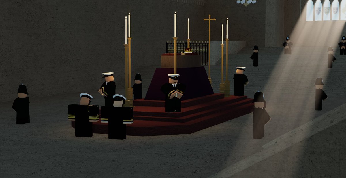 cougardbla's tweet photo. Yesterday evening, I visited Westminster Hall, where I paid respect to the late Prince Felix. 

Deepest prayers and condolences for the Royal Family. 

Thank you to @AdmMattRandall for coming along with me. https://t.co/r5QdQJfaVQ