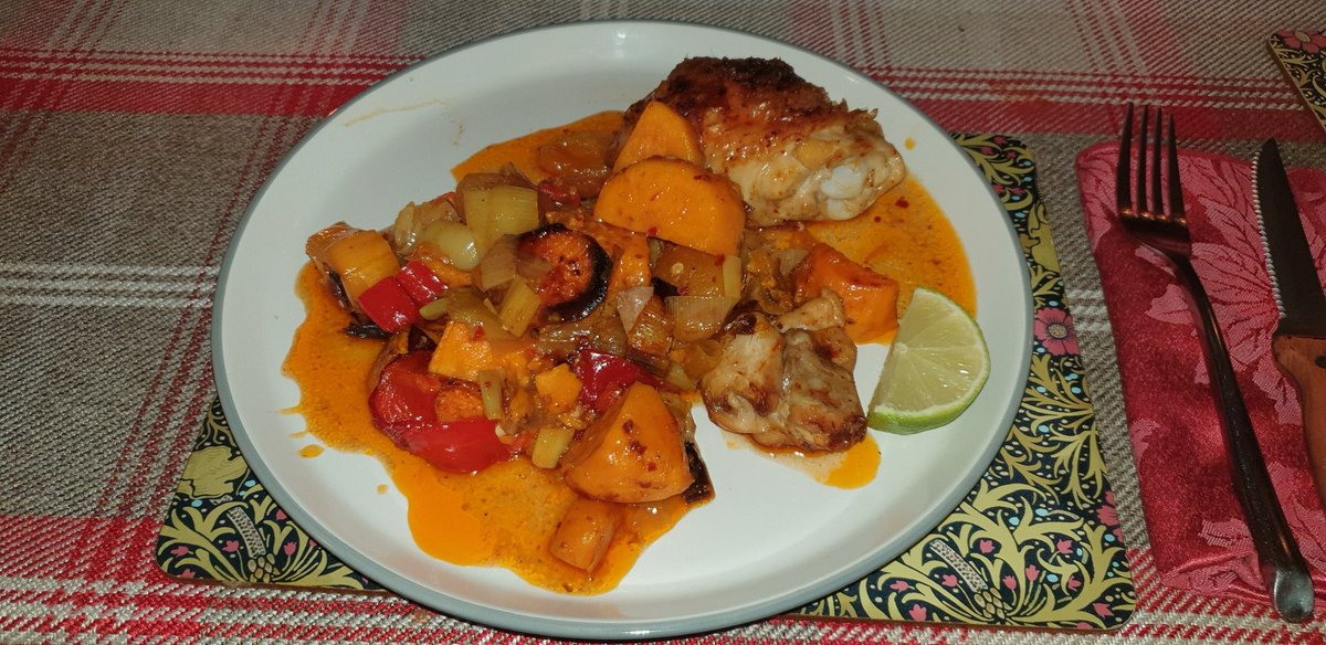 ThePoeToaster's tweet photo. @Nigella_Lawson My mum made your harissa chicken before Christmas! https://t.co/tHXpkFeT0U