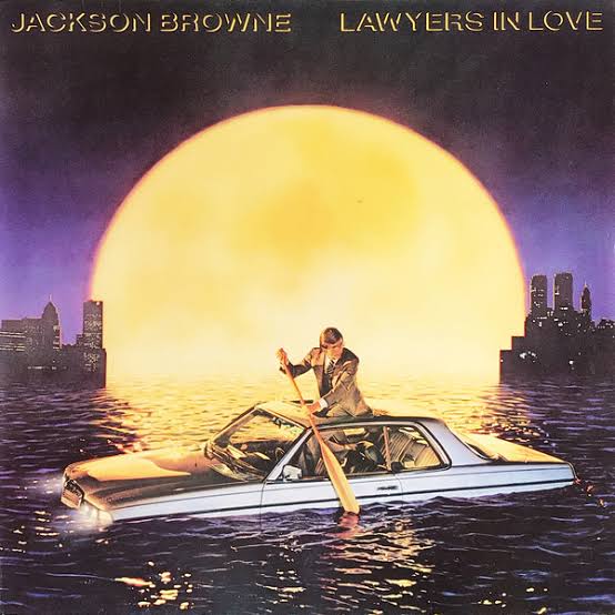 TPetty59155381's tweet photo. 今夜の #オヤスミの1枚
#JacksonBrowne の #LawyersInLove
フォーク感から、より多彩な音楽に変化した1枚。タイトル曲と #ForaRocker がお気に入り。タイトル曲は、まさに #BestHitUSA を見始めた頃のヘビロテ。
#洋楽 #80s #1983年
#オヤスミの1枚 https://t.co/IsDZ1j0zVy