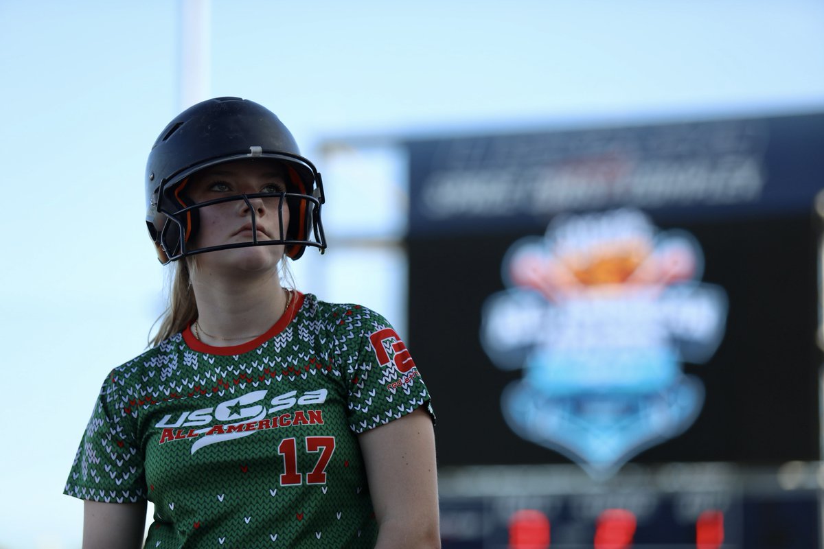 USSSAFastpitch's tweet photo. Future focused. 💯

#PlayUSSA #AAGFP https://t.co/Ml9WMZp7of