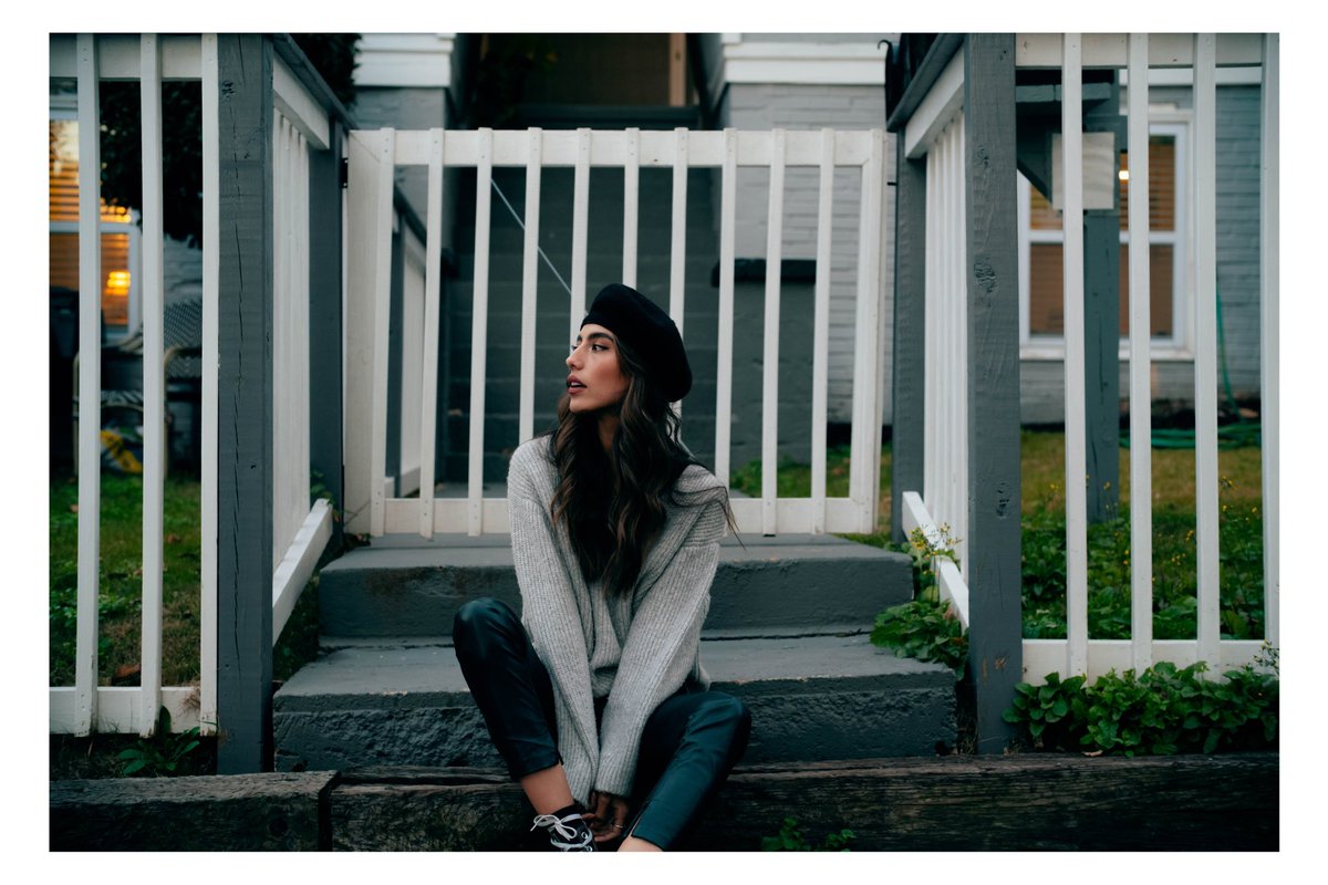 The lens, the portraits