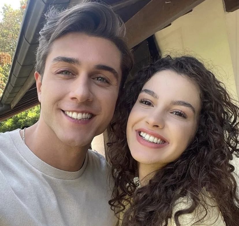 FIRHB1rX0AgFMkc?format=jpg&name=900x900