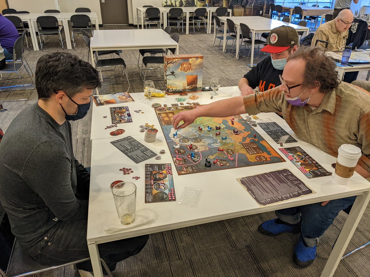 FirstMinn's tweet photo. Recaps from the holidays incoming! We had a ton of games and not enough time to tweet about them 🤪

First up on 12/17, we had a game of Pax Viking.  This is exactly how to make new pax players... Very approachable game with clean rules.

#boardgames #wargames https://t.co/rLpA7busTH