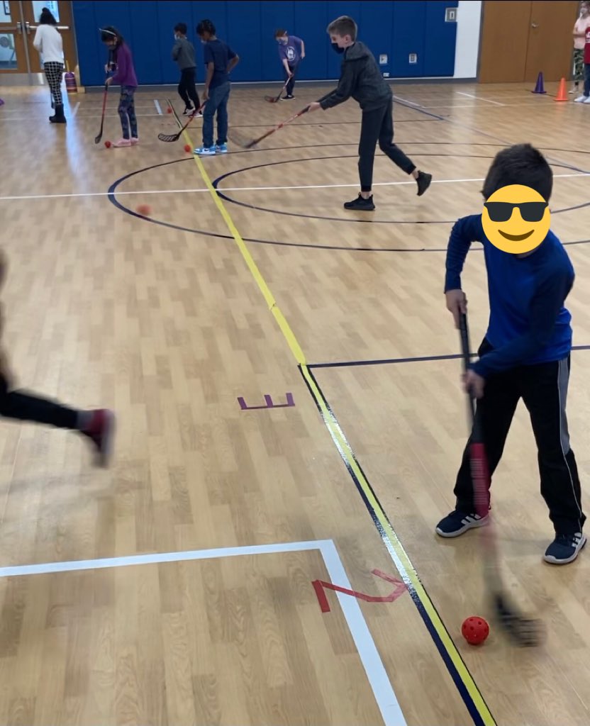 CoachBraxtonPE's tweet photo. We are starting off the new year with a new sport for a lot of our kids, hockey/floorball! Thanks to the @Canes for the equipment! @BuckhornCreekES https://t.co/q2eQJI7Yrp