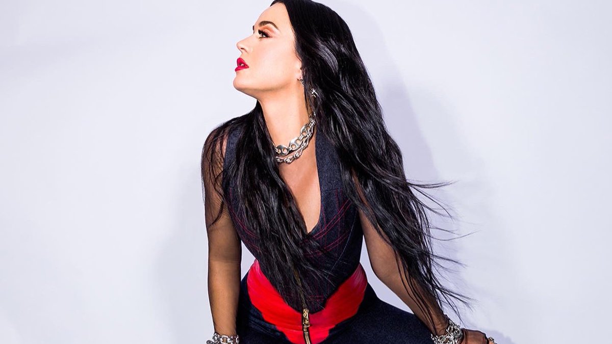 PerryOnCharts's tweet photo. .@katyperry’s monthly listeners on Spotify (01/04): 

• #35. (+1). 43,875,111 (+217,405)

➙ It’s her highest peak monthly listeners on Spotify ever. 🔥👏🏻 https://t.co/rOFXJHMTwd