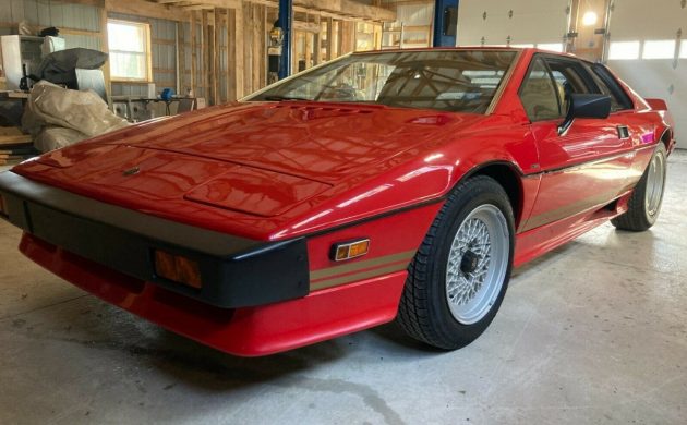barnfinds's tweet photo. 27k Barn Find: 1983 Lotus Esprit Turbo -> https://t.co/r3PK1oFvjW https://t.co/zjrfBndDw4