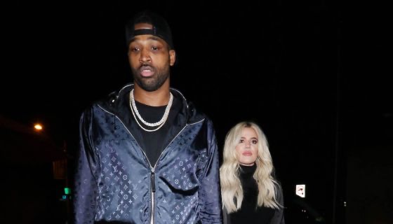 Kondomless Klown King Tristan Thompson Kries Krocodile Tears To Khloé Over Infant Indiscretion, Apologizes For Rampant Raw Doggery bit.ly/3eVWnrD