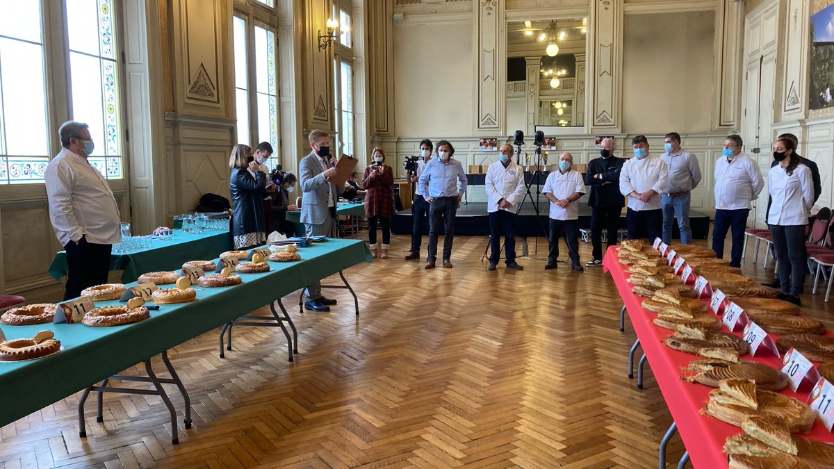 vikensi86's tweet photo. ❓ Alors, vous avez pu suivre le #streaming du #Concours de la Galette Primeur Région @NvelleAquitaine 🏆🍰 diffusé hier ❓

L'évènement s'est déroulé à merveille et nous remercions chaleureusement notre partenaire #BeurrePoitouCharenteAOP pour sa confiance 🥰 https://t.co/4Q4zqiVv1K