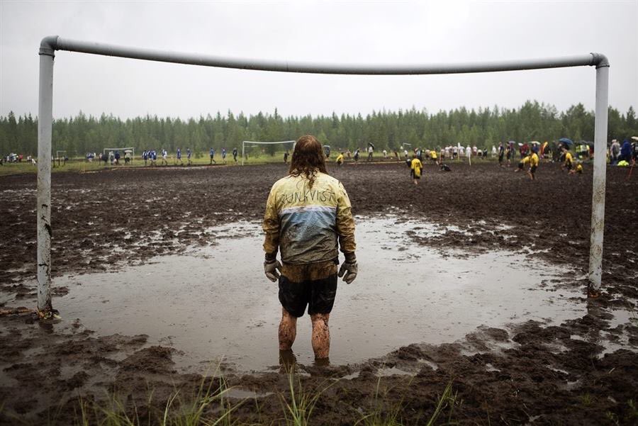Retweet if you remember playing on pitches like this in the 90s...
