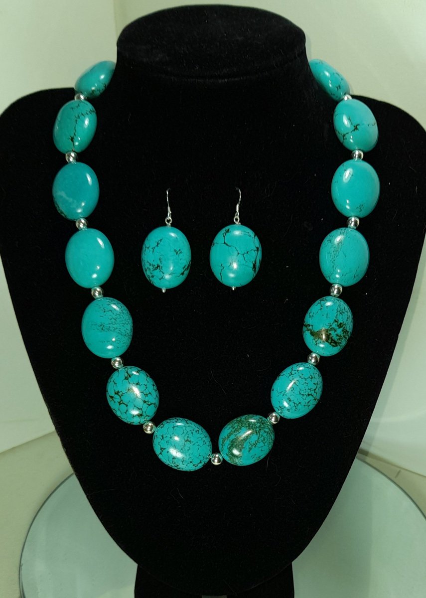 GaleClarke15's tweet photo. Hi Tweeps, here's a new piece that I've been working on.
#gemstones #SmallBusiness #Leek #Turquoise #SterlingSilver #handmade https://t.co/lOPqIs7WHV