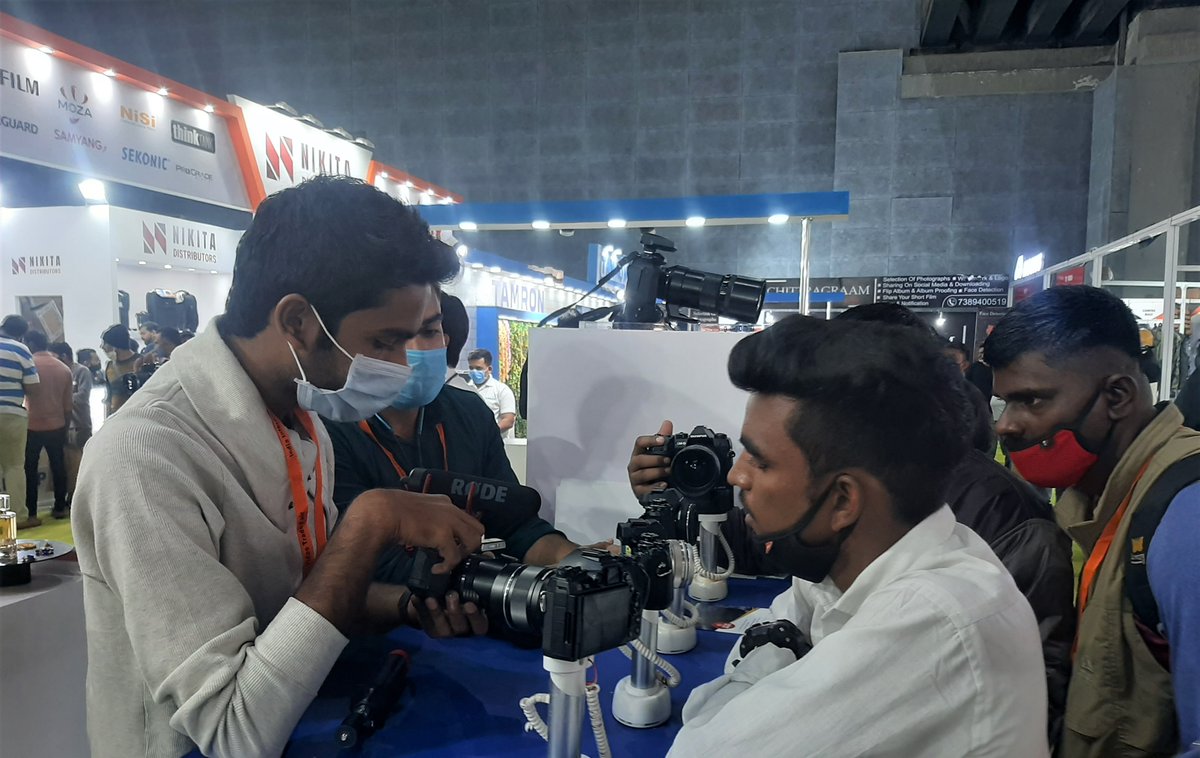 OlympusProIndia's tweet photo. Few happy glimpse from India International Photo Video Trade Fair 2022, Ahmedabad.

#olympus #OlympusPhotography  #photoexhibition #photography #photooftheday #inspiredbyolympus #breakfreewitholympus #loveforolympus #exhibition2022 #camera https://t.co/gopu9oRV4K