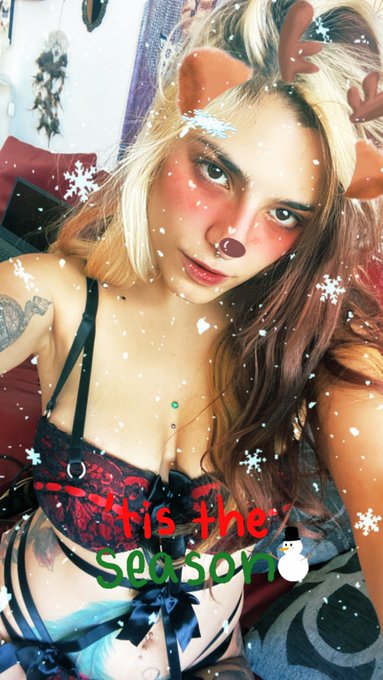 Hope it&rsquo;s not too late for the #christmas pictures! #NSFWXMASCOMP https://t.co/9JXtvWX6GZ<a href="/tag/christmas"class="tags">#christmas</a><a href="/tag/nsfwxmascomp"class="tags"><span>#nsfwxmascomp</span></a>