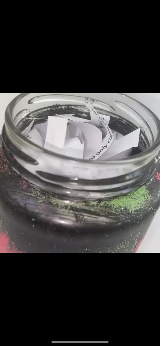Motivationjars's tweet photo. Check out my Instagram also @ The_motivational_Master . I have sold over 50 Jars! This month 10% of all orders are going to the charity @Barretstown 🥰🔥 https://t.co/tLpKB8vpwF