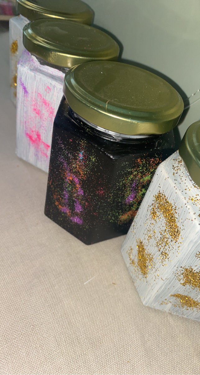 Motivationjars's tweet photo. Check out my Instagram also @ The_motivational_Master . I have sold over 50 Jars! This month 10% of all orders are going to the charity @Barretstown 🥰🔥 https://t.co/tLpKB8vpwF