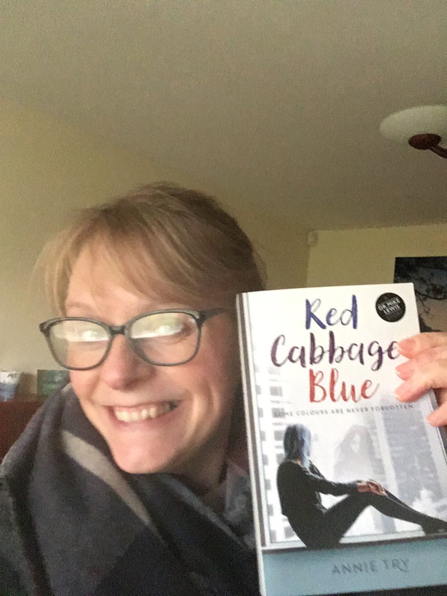 julsannbrown's tweet photo. I won a book on Twitter!! Thank you @Annie_Try Put a smile on my face to come home from work to find it through the letter box. https://t.co/TFIkAvZ92A