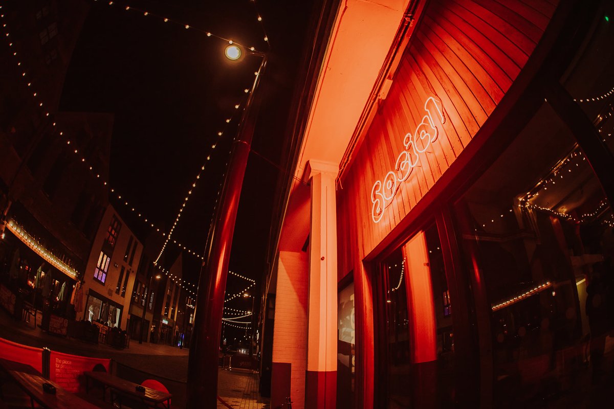 The weekend is coming at ya 🙌

We're open:

⏰ Fri, 5pm 'til late
⏰ Sat, 12pm 'til late
⏰ Sun, 12pm - 5pm 

Our food joint <a href="/CostanzasPizza/">Costanza's Pizza</a> is slinging tasty Neapolitan pizzas all weekend, the beers are cold and the tunes are banging. Come play out.

📸  Dandrew Photography