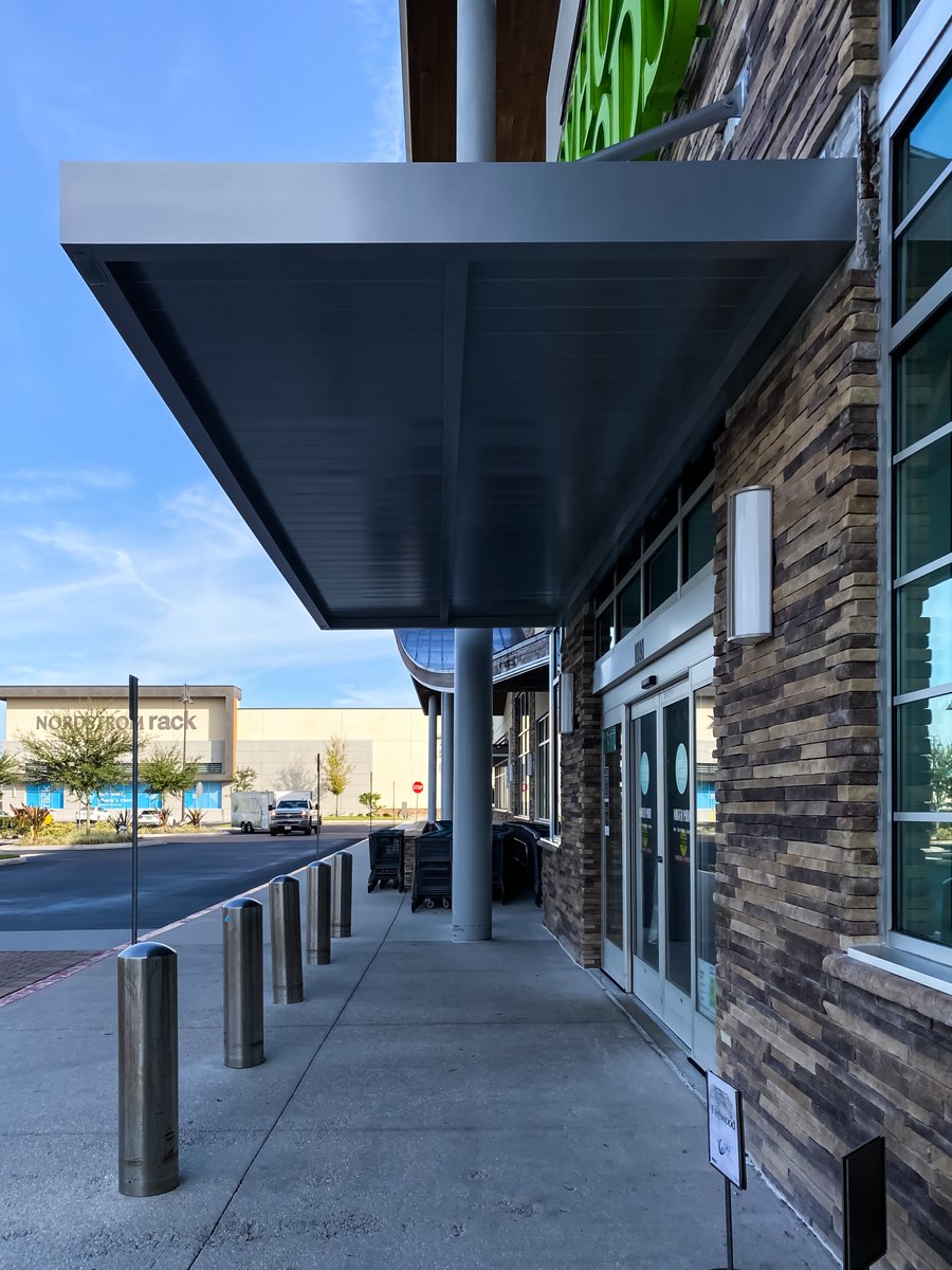 SundanceArch's tweet photo. We always love a newly installed metal canopy 🙌 

#flatmetalcanopy #metalcanopy #metal #canopy #manufactured #installed https://t.co/a9Tt1GDlCl