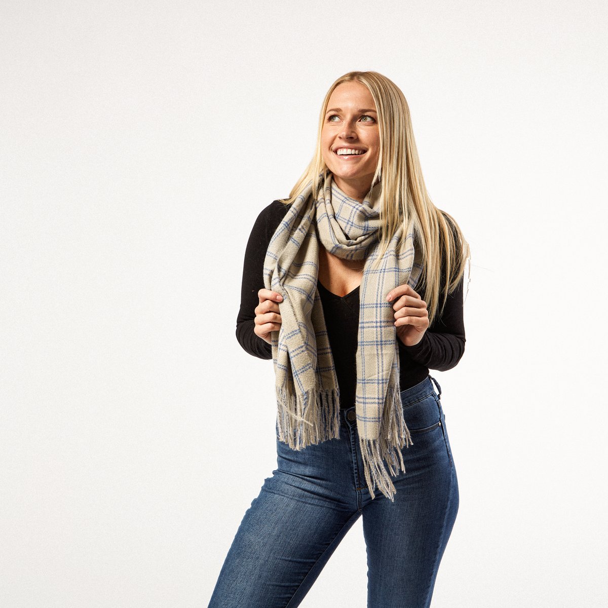 tickledpinkgft's tweet photo. 🥂A New Year gift for you!
Our New Year Sale starts now!!
🏷️SAVE 15%! Save on everything!
Use Code: TP22

#tickledpinkgift #wearetickledpink #womensaccessories #Sale #scarves #onlineboutique #girly #trendy #style https://t.co/BapwY5YCkl