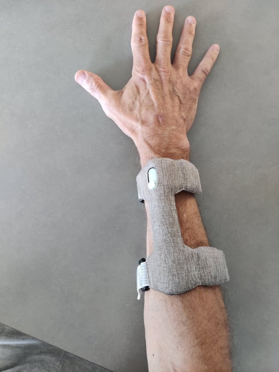 🦿Treatment for musculoskeletal disorders: Medzys. Watch Video: youtu.be/yhYeFrCC9sI

🏃🏻 John Hornes, CEO at Medzys told about its patented technology that is used to relieve musculoskeletal disorders, by creating wearable active solutions.

#WIIS21
