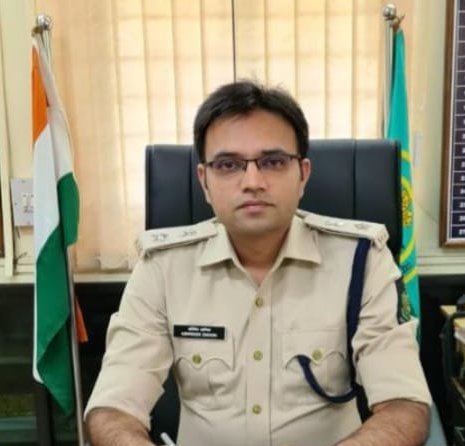 thegoanonline's tweet photo. Police Headquarters and South Goa Superintendent of Police Abhishek Dhania tests Covid Positive.
@DGP_Goa #Covid @spsouthgoa #coronainGoa https://t.co/X0xBx1a1VM