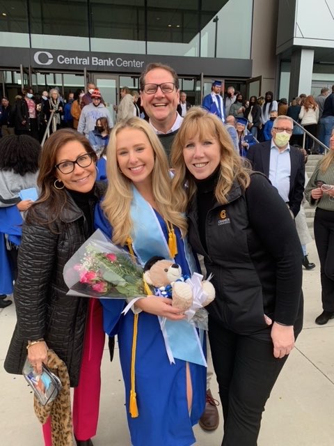 CramerAssoc's tweet photo. After interning with the firm for 5 consecutive years and graduating from the University of Kentucky in December, we are excited to announce that Maddy Andrews has accepted a full-time position with Team Cramer as a Client Services Manager! Welcome Maddy!! 🧡🎉
#teamCramer https://t.co/IIgtBL1PyU