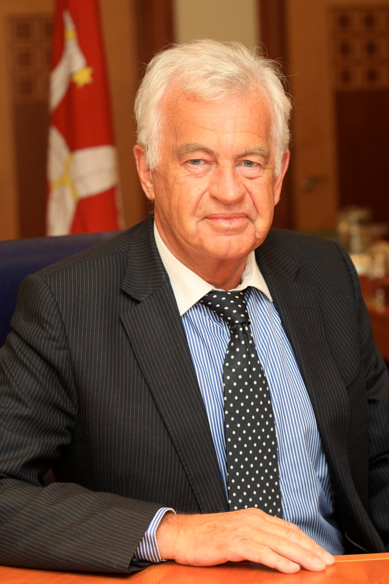 iomcm's tweet photo. The Chief Minister Alfred Cannan MHK has paid tribute to John Quinn QC, the Island’s Attorney General.

“The outpouring of tributes to John from across our Island community is testament to the high esteem in which he was held by all who knew him. https://t.co/8Ih9qgnfN0