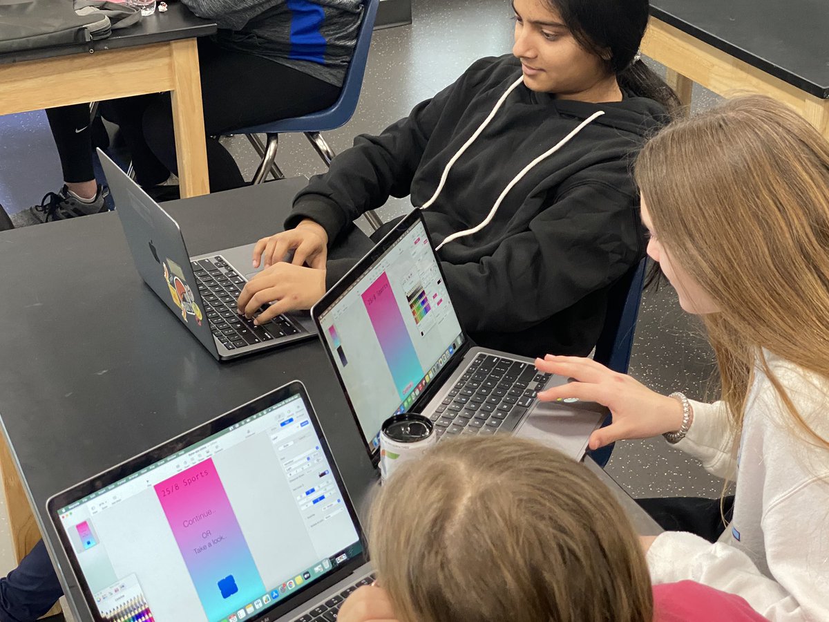 kmorrow's tweet photo. Building App prototypes in Keynote. Creativity, collaboration & problem solving all wrapped up in one engaging event!@ONeillEagles @AppleEDU #appprotypes #keynote https://t.co/Ug0CmsSLRC