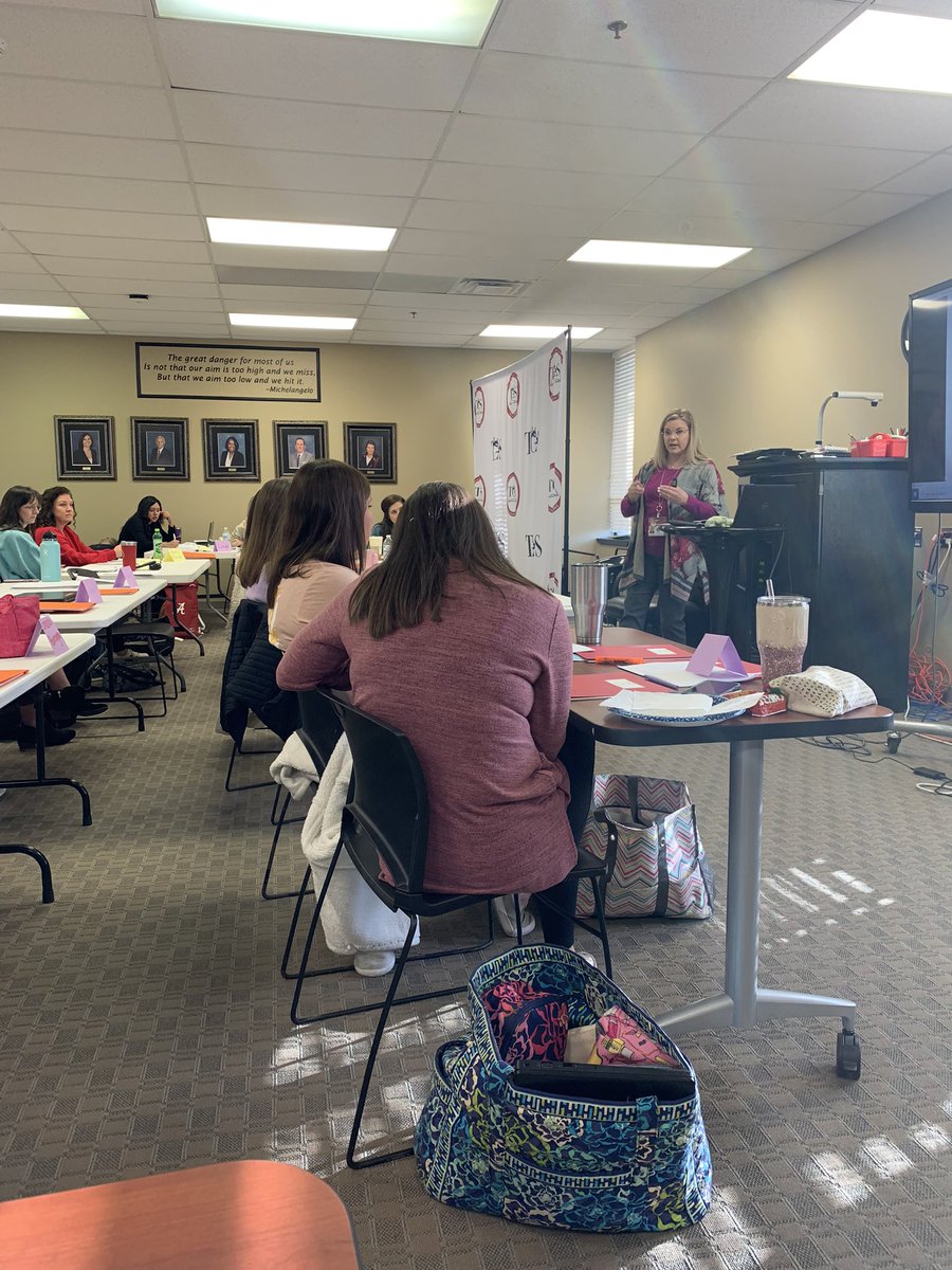 JenniBPeters's tweet photo. K-3 TCS Teachers getting great training today from @Goodwin_KimG and @ARI_T_Caldwell on identifying characteristics of dyslexia in the classroom. @Alabama_Reading @TrussvilleK12 https://t.co/hZrD8Np5pM