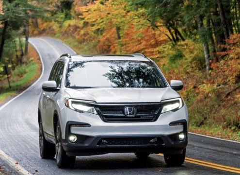 Reset and recharge with a scenic drive through nature. #HondaPilot
