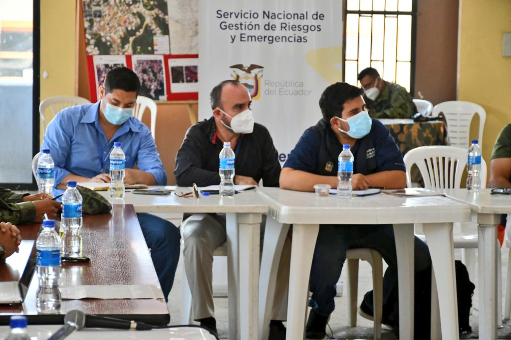 FultonSerranoG's tweet photo. En el cantón #Zaruma a esta hora participo de la Mesa temática de Delitos contra los  recursos naturales no renovables analizando el cumplimiento de acciones asumidas por instituciones que tienen competencia en este tema para enfrentar la emergencia del cantón.

#JuntosLoLogramos https://t.co/IwNQd9N8rA