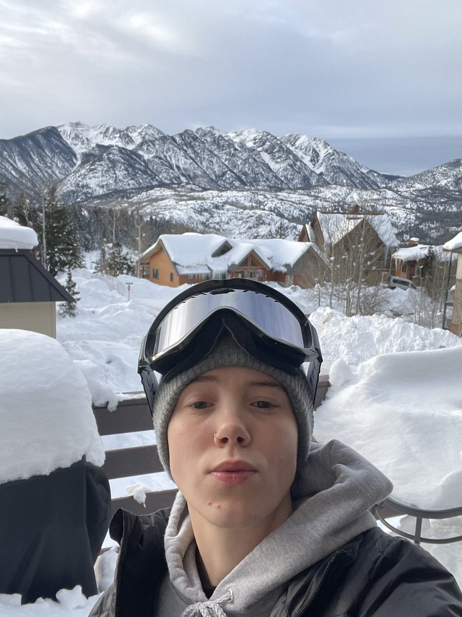 slumpedminnie's tweet photo. Colorado bringing me peace https://t.co/B90KPPdoXW