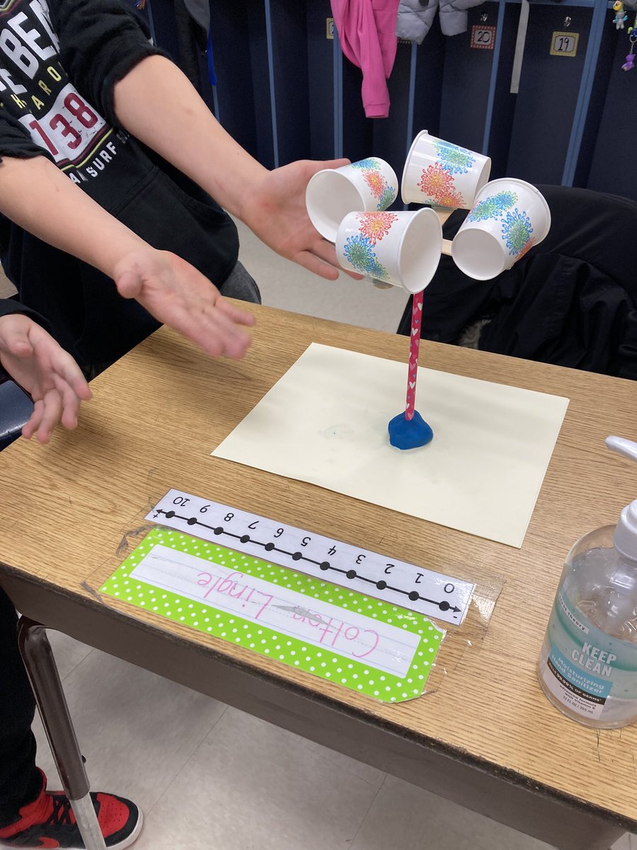 Back from break and already our meteorologists are engineering anemometers to test wind speed!@CESGoPanthers <a href="/MTinsman_edu/">M Tinsman Principal</a>