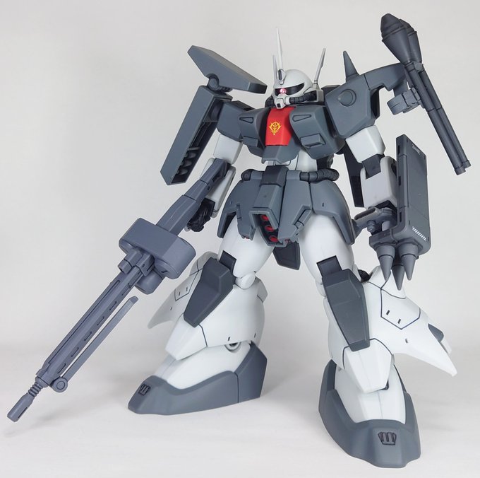 HGUC ザクⅢ
スクラップ状態になってたものを再生させました。
モノアイをHアイズ。手首はビルドナックル。肘や足首の穴に丸モールド追加。黄ばみを削り落とし、スミ入れや部分塗装、トップコートかけ直し。
武器も追加してます。
#ガンプラ好きな人と繋がりたい 