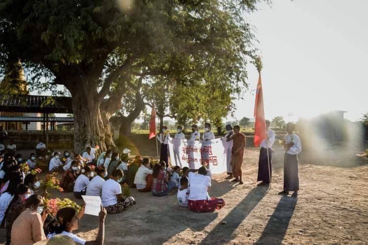 Pro-democracy residents from PhaungKar Village, Letpadaungtaung area, Sagaing Division gathered and regulary participated to uproot the #MilitaryDictatorship on the evening of Jan4.  #2022Jan4Coup #WhatsHappeningInMyanmar