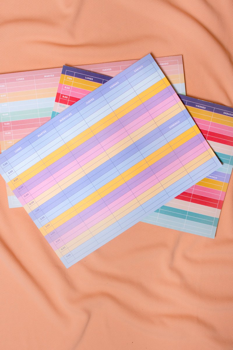 VanessaBoulton's tweet photo. Si usar agenda no es lo tuyo o necesitas más cositas para rayar y organizar, tenemos nuevos planners! 

Coloridos y en formato pequeños o grande :)
✨$3 y $4✨ https://t.co/QCncILrly9