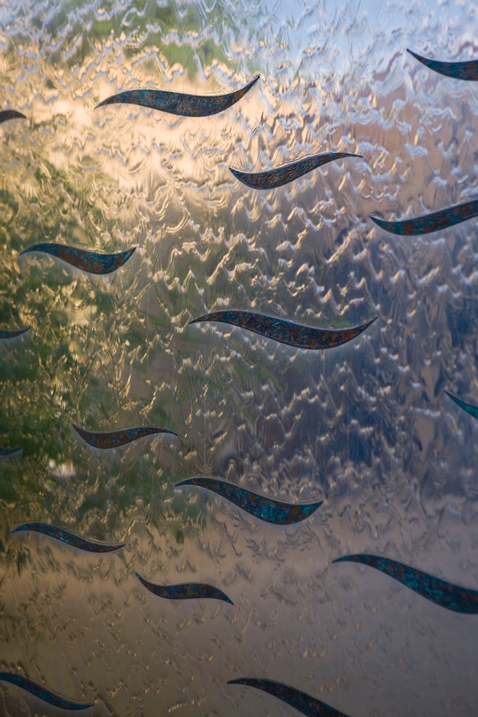 davidharber's tweet photo. Happy New Year! Today is #TexturedTuesday and we are starting the year looking close up at our Wave Water Wall.
We love how the water trickles over the pattern of verdigris bronze waves set into the surface. Find out more: https://t.co/ueAzSFkCLG
#DavidHarber https://t.co/OYkuFMFe8Q