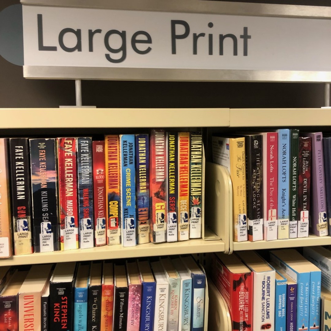 HaltonHillsPL's tweet image. The #LargePrint section in our #FiresideLounge. We have large print available for youth and adults. Stop by and browse, or browse online: bit.ly/32euacA

#HHPL #HaltonHills #HaltonHillsPublicLibrary #FamilyLiteracyMonth