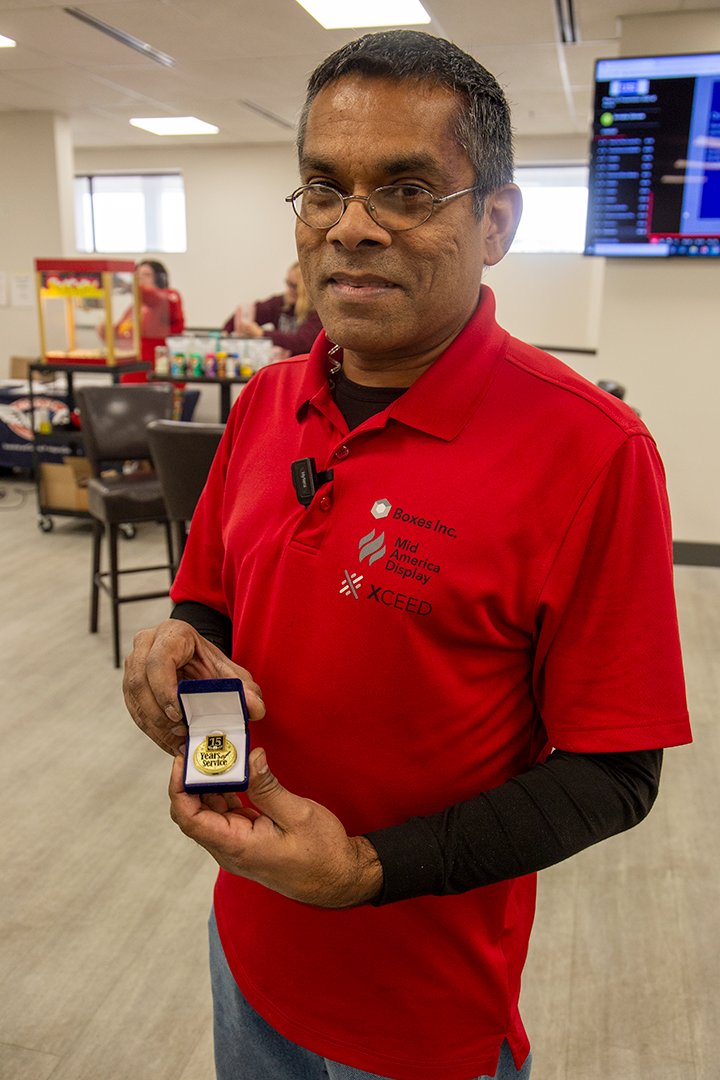 MidAmDisplay's tweet image. Congratulations to Jack J. for reaching his 15-year work anniversary with Mid America Display. He is a tremendous worker and we appreciate everything he does for us on a daily basis! 🎉
#congratulations #work #anniversary #appreciation #thankyou #ethic #attitude #workethic