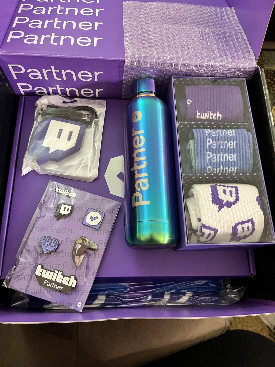 MsAshRocks's tweet photo. Okay @twitch 💗🎉

Thank you for the partner gift ✨ https://t.co/MIfdJkNx3O