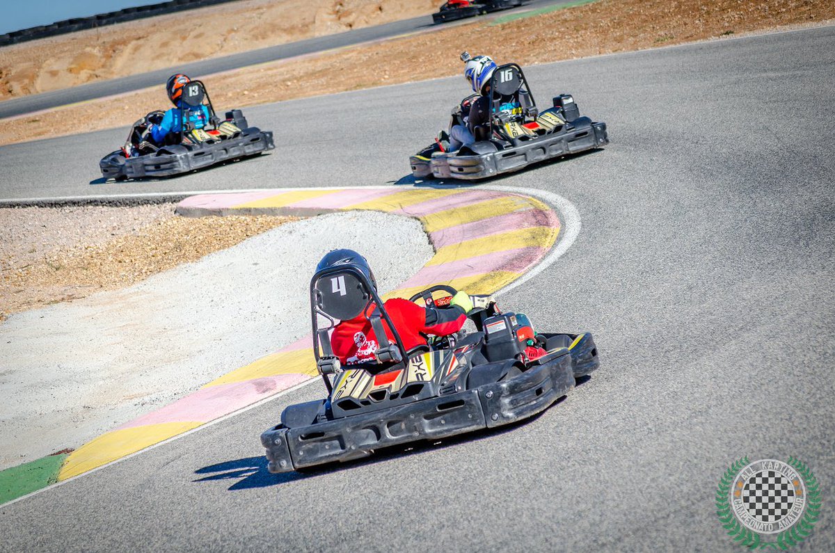 allkarting's tweet photo. 👉Cuidamos de nuestros pilotos👈

🏁Nuestro campeonato es cerrado para garantizar el bienestar y seguridad

🏁Intentamos mantener buena relación entre los participantes

🏁Cuidamos la seguridad en la pista para evitar incidentes

¿Te hemos dado motivos para apuntarte?😊 https://t.co/0D5uSJmGS3