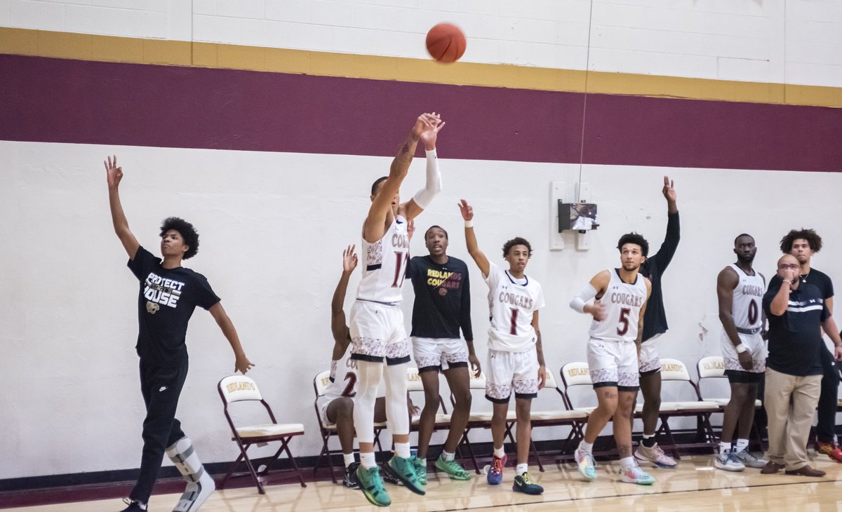 CodyJohnsonBB's tweet photo. 🚨GAME DAY🚨

In the first game back from the break, we travel to West Texas to take on @FPC_MBB 🏀

📍Borger, TX
⏰ 4:00 PM
📺 https://t.co/yAKuuxOfE8

#RunLands
#GoCougs 🐾 https://t.co/rZuppuLlQx