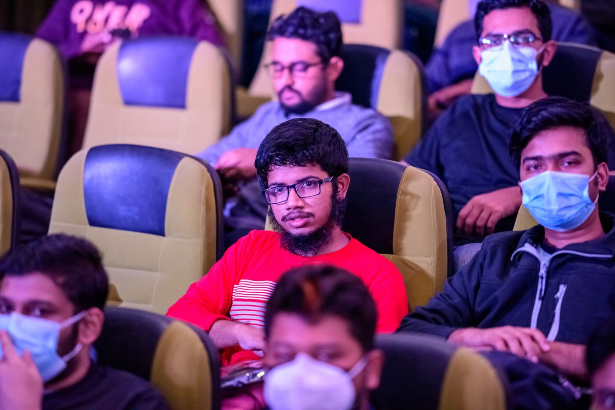 MdRakibTrofder's tweet photo. Serious student at Java Developers' Conference 8.0
#JUGBD
#Java https://t.co/J02OS8tJph