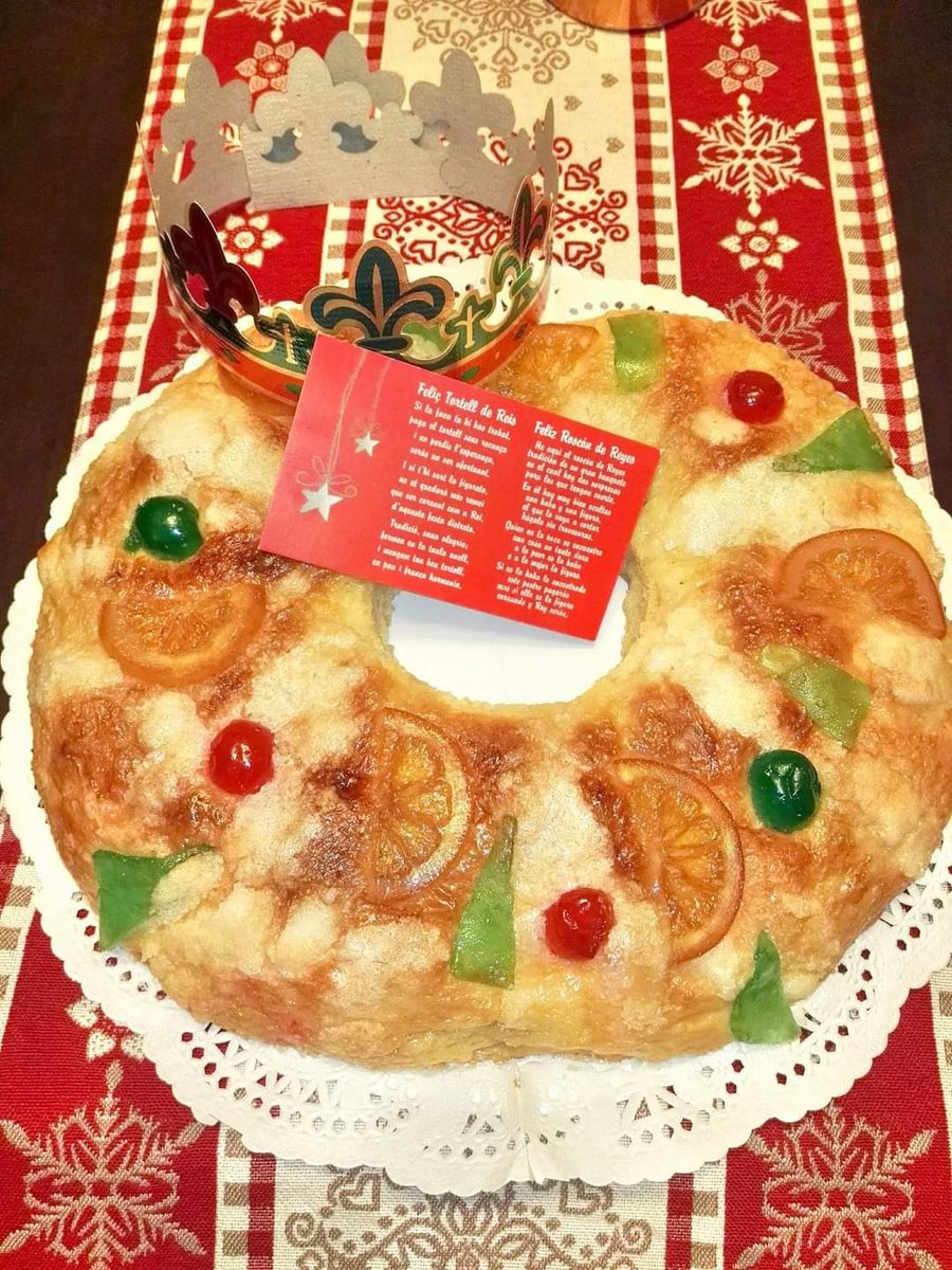 CuisineRecetas's tweet photo. ¿Preparados para la noche y el día más mágicos? 🤴🏼🤴🏻🤴🏿
Este año el roscón casero y relleno de nata 😋
Aquí tenéis la receta👇🏻del roscón.
https://t.co/9CSsliJqyr
Y también de la nata montada 👇🏼
https://t.co/tMomrw2qzy
@Moulinex_ES 
#recetascuisinecompanionmoulinex https://t.co/6HBcxYgDKC