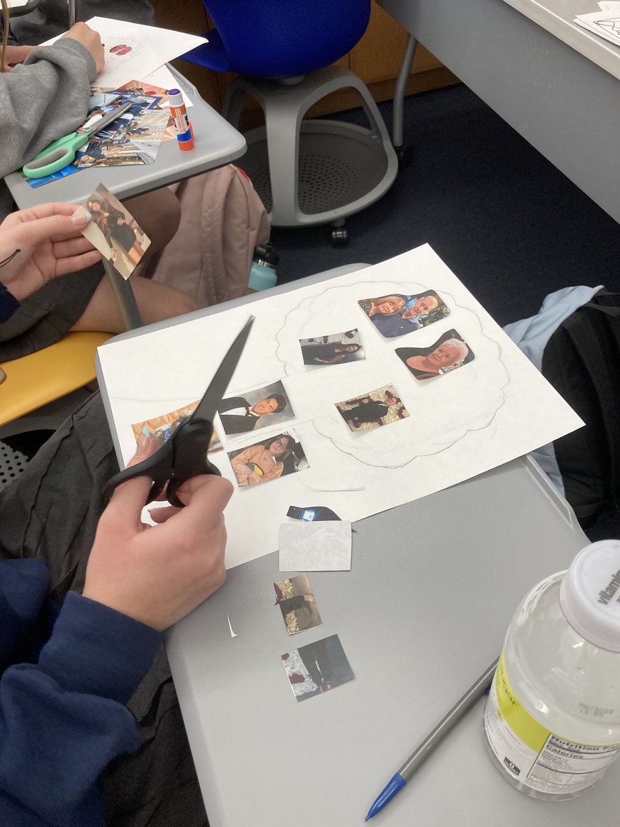 ludovic33426400's tweet photo. Latin 6-2 working on their “Arbor Familiae” project 🌳 👧🏻 #latinisfun #genesis #XHS ⚓️ 💛 💙 #Clippers https://t.co/jAVZKEq9V8