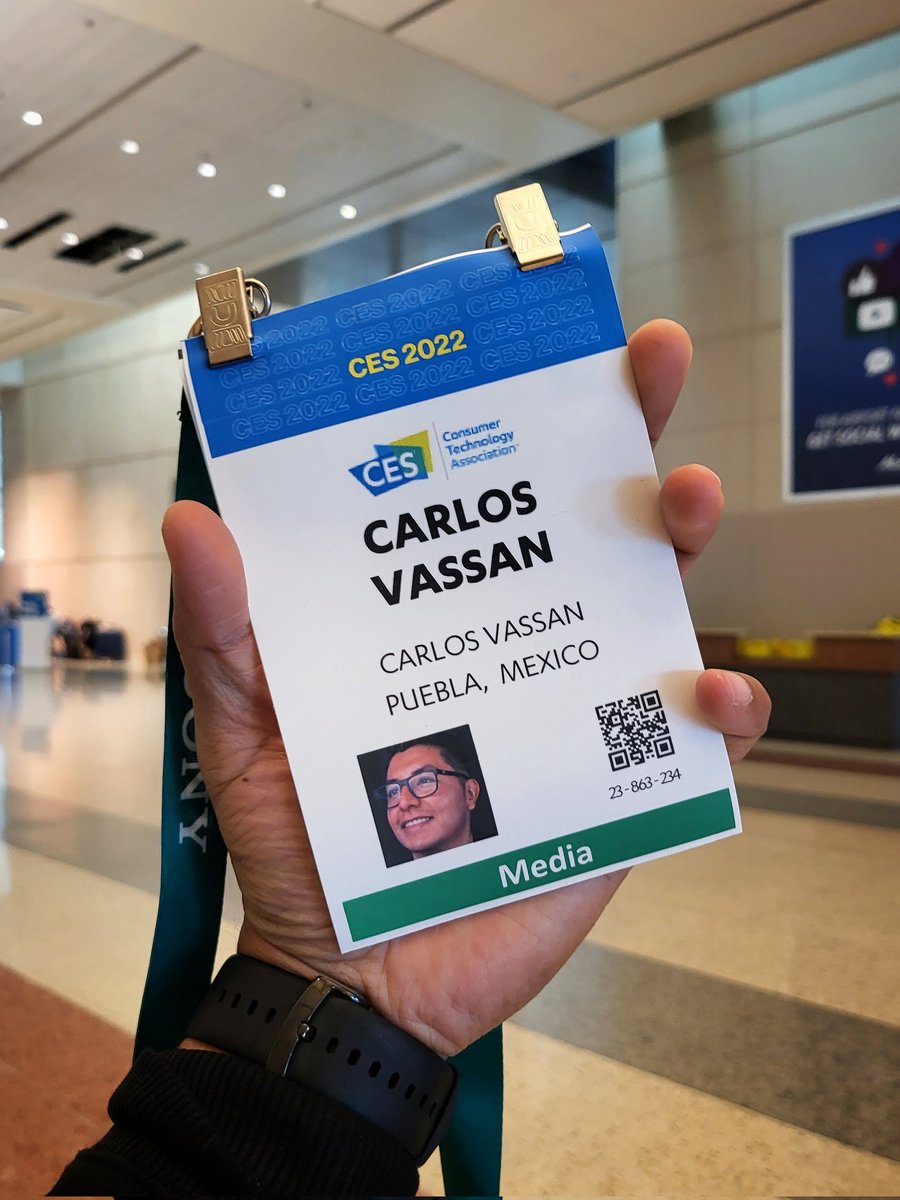 Carlos_Vassan's tweet photo. Bienvenidos al CES amigos, les estoy enseñando todo lo que pasa aquí en Las Vegas en mi insta, hoy hay sorpresas increíbles con @samsungmobilemx atentos 👀🔥 https://t.co/JcFHmWUJ3C