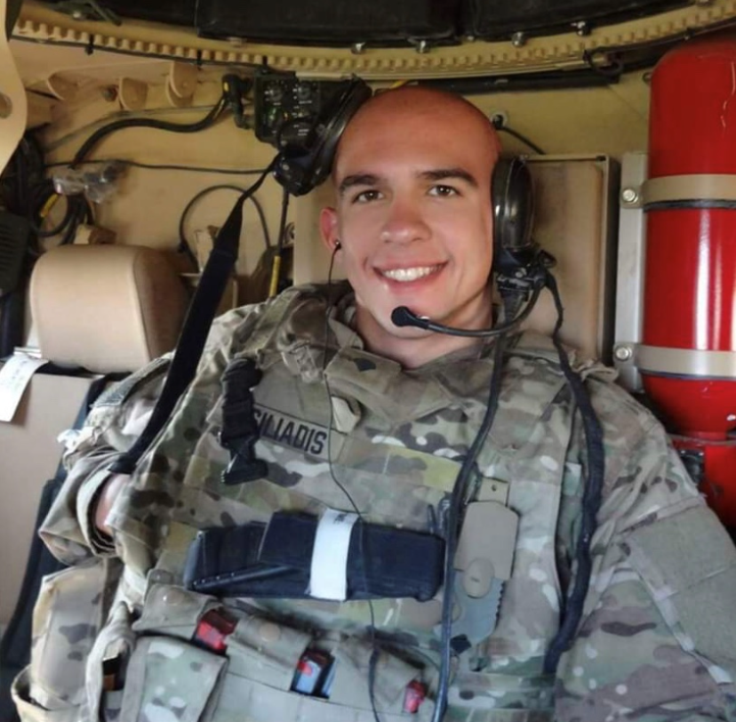 Gruntstyle's tweet photo. Meet Tim, Army Vet &amp; Chicago Police Officer. Tim wanted to leave his mark on this world, even if it was only a small imprint. We are honored to announce Tim as a Community Hero!

Nominate your hero today.
https://t.co/xd9IAmmG6H
#operationcommunity #gruntstyle #herodefined https://t.co/amY397jMe9