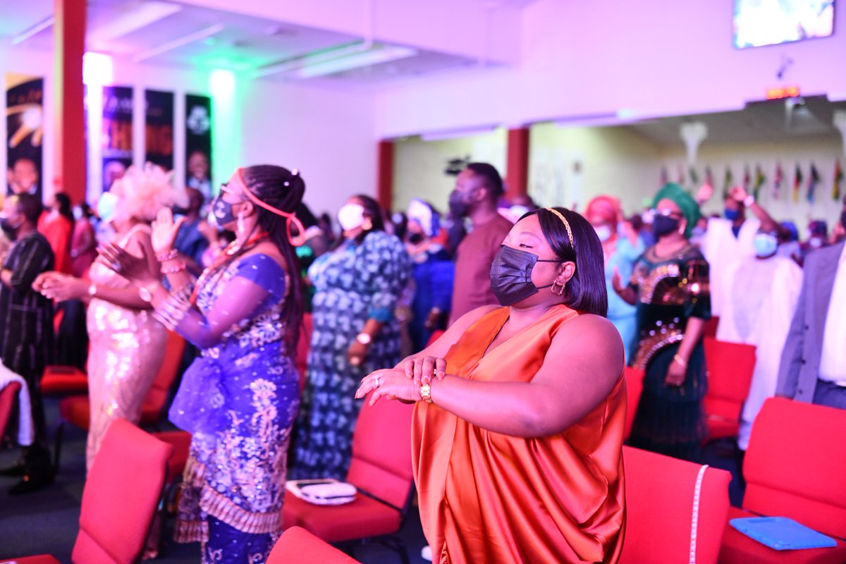 JesusHouseBalt's tweet photo. Highlights of our First Sunday Thanksgiving Service at Jesus House Baltimore. It was a glorious experience in the Presence of God. 

#ThanksgivingService #FirstSunday #ChurchService #Welcome #JesusHouseBaltimore #NewWine #JHBCommunity #JHB #2022 https://t.co/6sgYrKZOZt