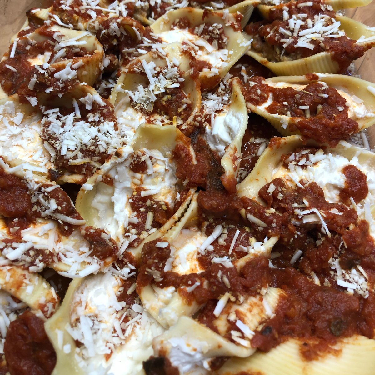 CiaoItaliaShow's tweet image. Make some #stuffedshells! There are variations on fillings on #ciaoitalia
Pre-boil or fill the shells dry. I have done both methods and prefer to stuff them dry. Be sure to cover them liberally with sauce before baking! #buonappetito #30thanniversary @PBS March 2022 @PBSFood