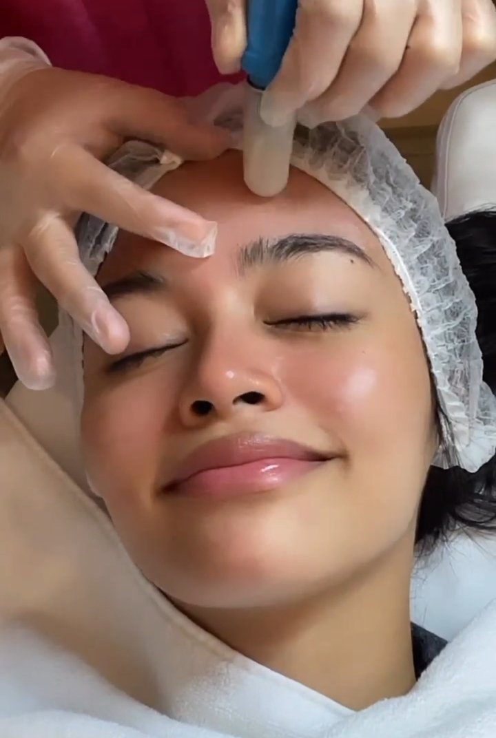 vivoreehours's tweet photo. #Vivoree | @vivoree https://t.co/aCQETsjose